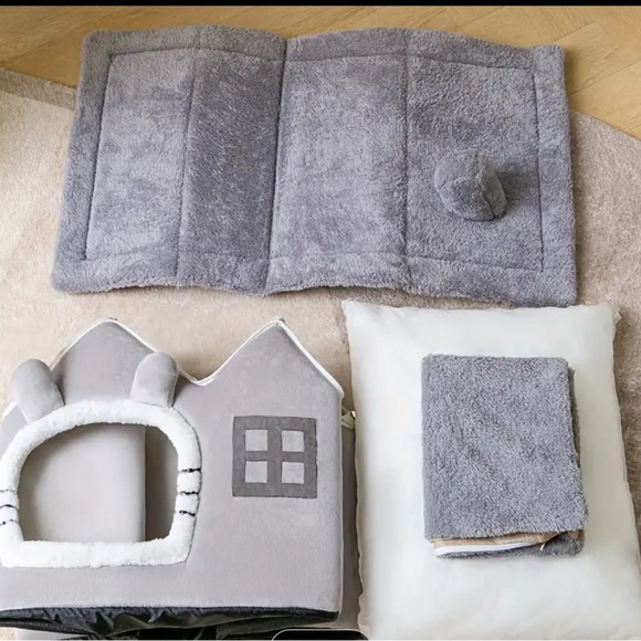 COPY - BRAND NEW!  Foldable Cat House W/ Removable Plush Cushion - Picture 7 of 7